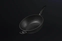 Adamant Wok