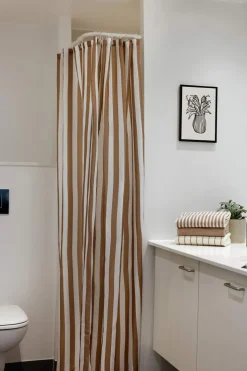 Badeforhæng