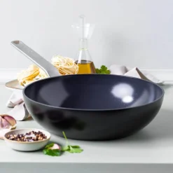 Evolution Wok