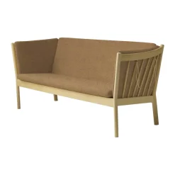 J149 Sofa