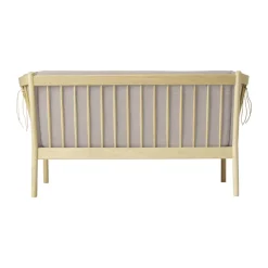 J148 Sofa