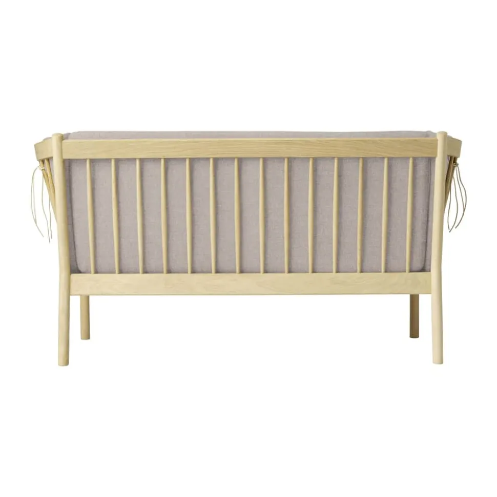 J148 Sofa