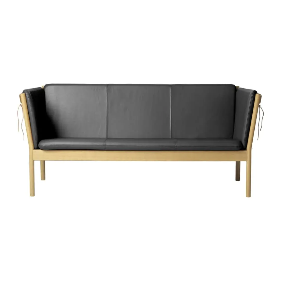 J149 Sofa