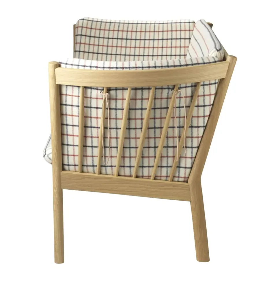J148 Sofa