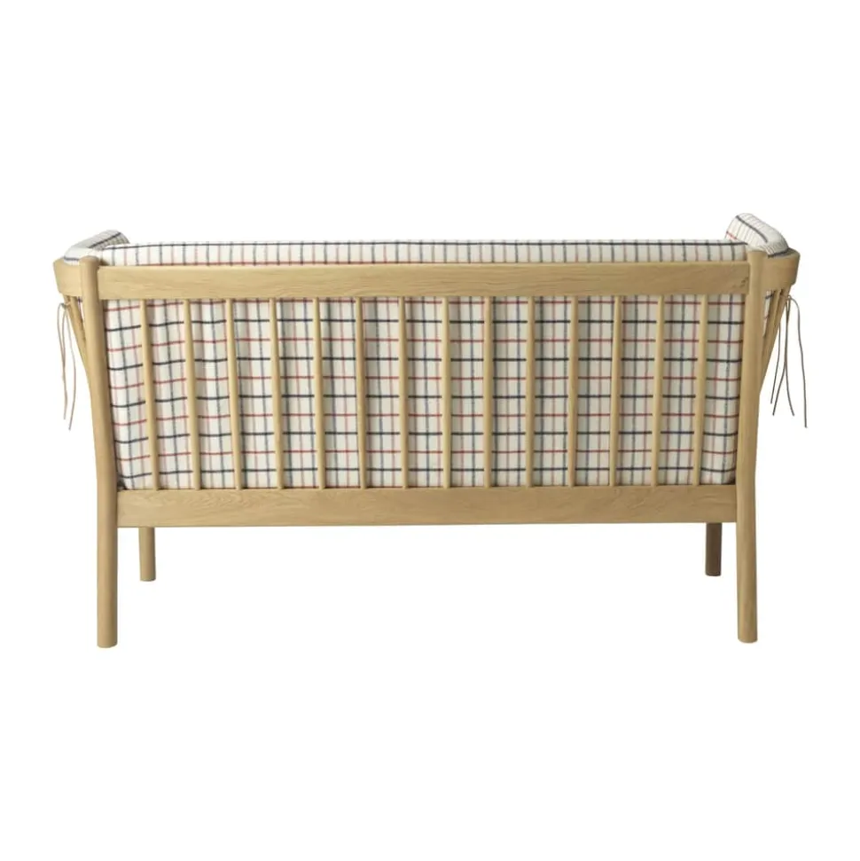 J148 Sofa
