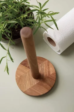 Køkkenrulleholder