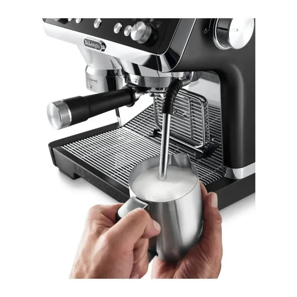 La Specialista Espressomaskine EC9355.BM