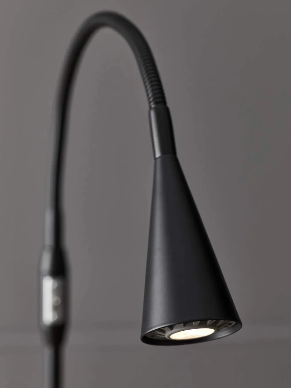 Ledro Gulvlampe