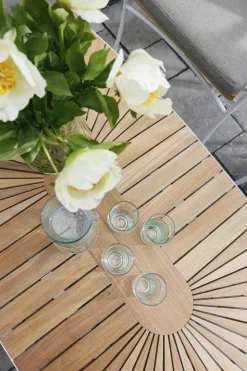 Marguerit Loungebord