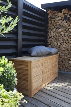 Outdoor/Indoor Louver Hyndeboks