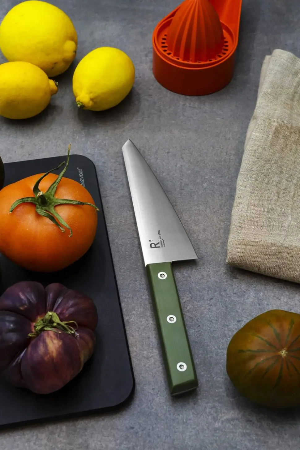 Resolution R5 Honesuki Kniv