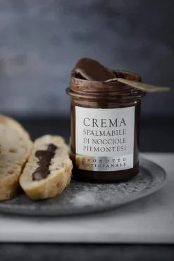 Smørepålæg m. hasselnød og chokolade
