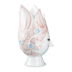 Titania Vase