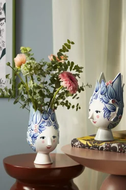 Titania Vase