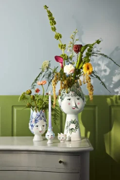Titania Vase