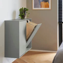 Væghængt Vasketøjsboks